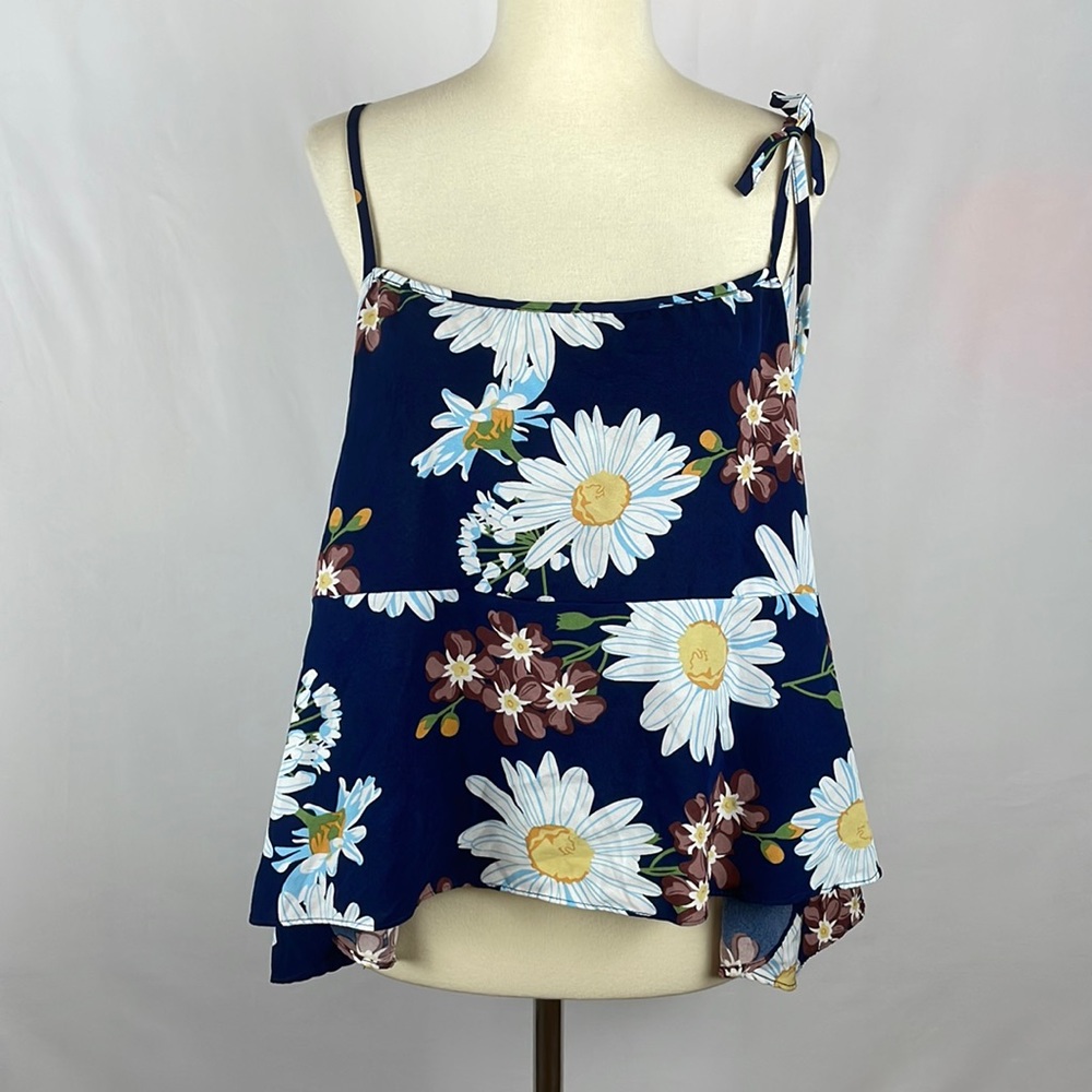 SHEIN Navy Blue Daisy Cropped Camisole - Size 4X